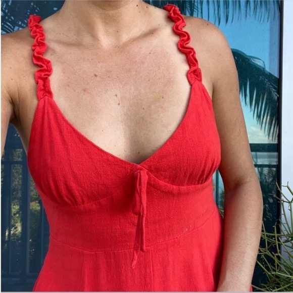 Style Rack Red Ruffle Romper L - Picture 2 of 7
